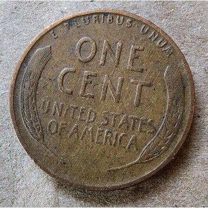 Lot of 4 Wheat Pennies 1940-50's Plain & One 1947 D Jefferson Nickel