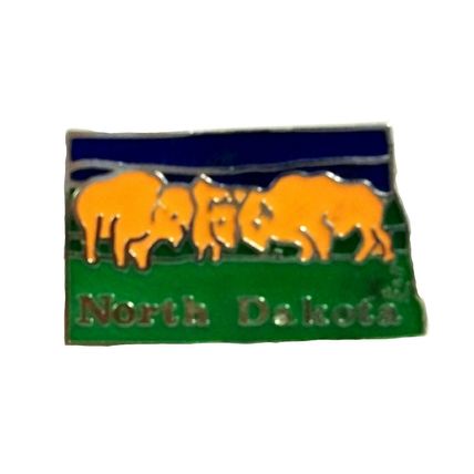 North Dakota State Outline Hat Tac or Lapel Pin