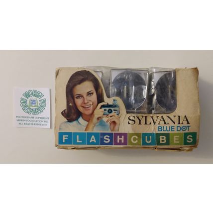 VINTAGE SYLVANIA BLUE DOT FLASH CUBES 1960s NEW OLD STOCK