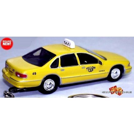 RARE KEYCHAIN TAXI CAB YELLOW CHEVY CAPRICE NEW YORK SOUVENIR GREAT GIFT