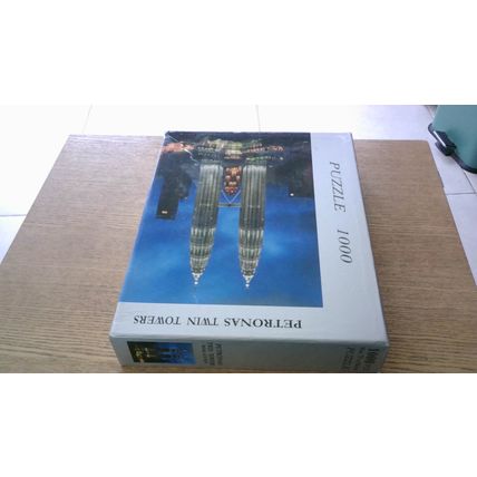 PETRONAS TWIN TOWERS, MALAYSIA Jigsaw Puzzle (1000 Piece)