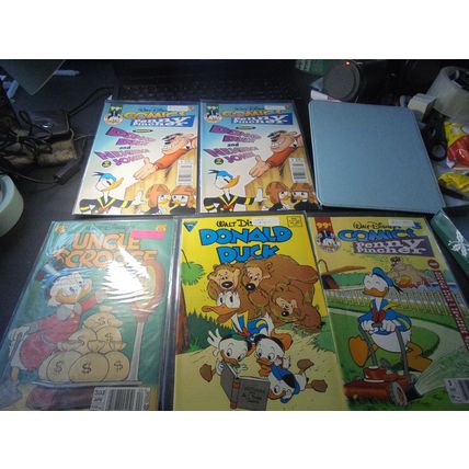 LOT of FIVE NM- Walt Disney's Comics! $10.00 obo!! Worth $15.00!! Each of these