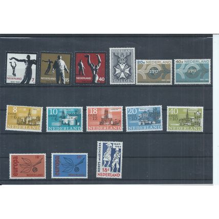 Netherlands stamps. 1965 lot MNH Resistance Commemoration etc (AD290)