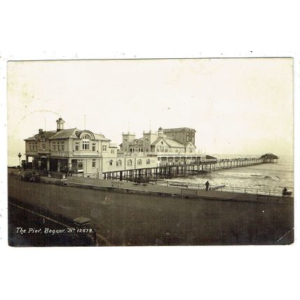 Sussex postcard Bognor The Pier