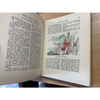 c1930 "COLLINS' SCHOOLGIRLS' ANNUAL" ILLUSTRATED LARGE HARDBACK BOOK (P5)