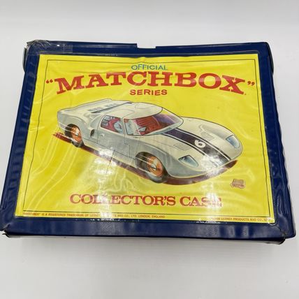 Vintage 1968 Official Lesney Matchbox Deluxe Collector Case Full Of Lesney Cars