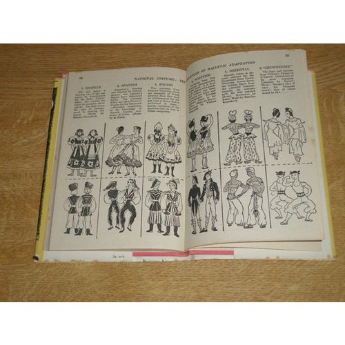 The Ballet Lover's Pocket Book - Kay Ambrose 1944 Hardback Book