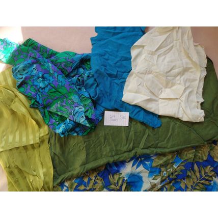 S22 100% Silk Scrap Fabric Lot Material Reclaimed clothing over 3 oz Crafting