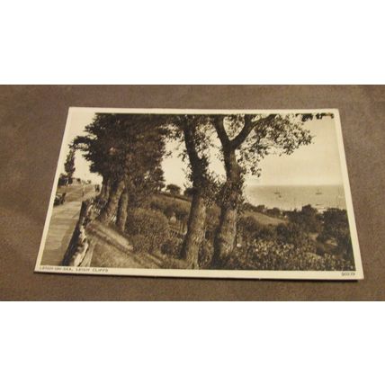 1950s Postcard - Leigh-On-Sea scene -Nr Southend, Essex
