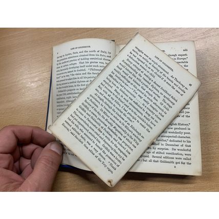 RARE* 1877 OLIVER GOLDSMITH THE VICAR OF WAKEFIELD FICTION HARDBACK BOOK (P2)