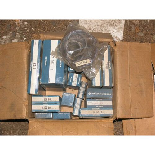 Federal Mogul Transmission Axle Kit # T-146 Truck Semi IH Ford Freightliner