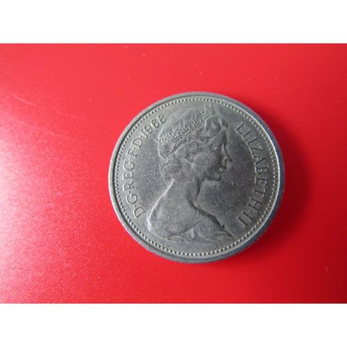 1968 QUEEN ELIZABETH II FIVE NEW PENCE FREE POST. I