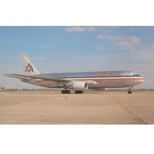 American Airlines Boeing B767 223ER Aircraft Postcard (A10810)