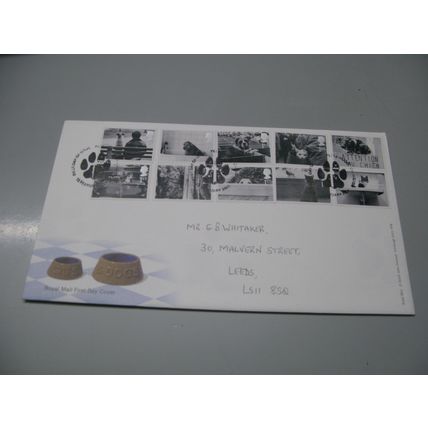 2001 GB Cover / FDC - Cats & Dogs, Black & White photography