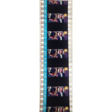 Pk GEB - G - MIX - B 074v . 1 STRIP OF 5 - 35MM FILM CELLS. ( )