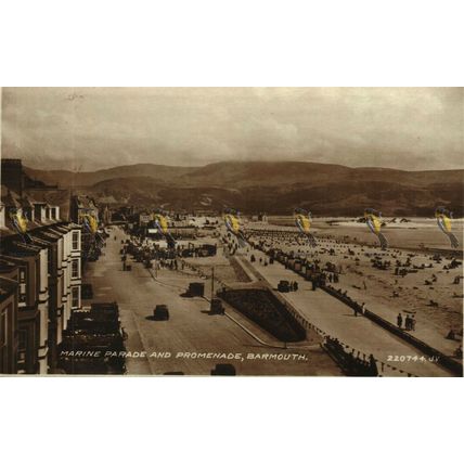 Marine Parade & Promenade, Barmouth, Wales, 220744 Valentine Postcard, 1934