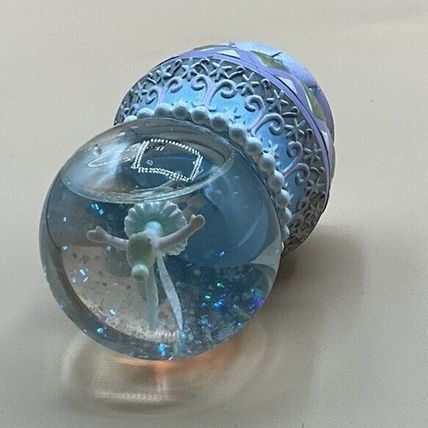 The Disney Store 00’s Tinker Bell Ballerina Miniature Mini Snow Globe Figurine