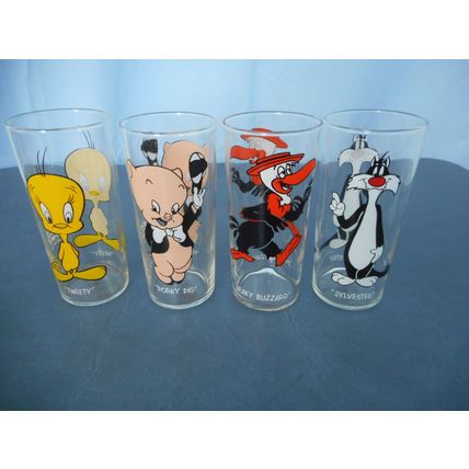 4 VTG Glasses Warner Brothers Pepsi 1973 Porky Sylvester Tweety Beaky Buzzard