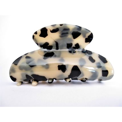 Large black and beige marbled hair claw clip