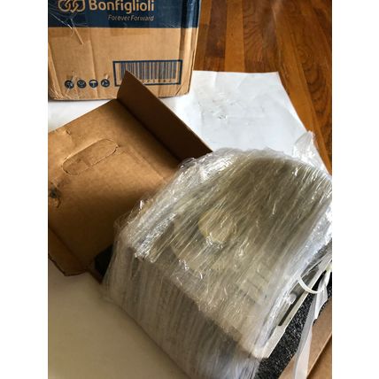 NEW BONFIGLIOLI W63U70P90B5B3 GEAR BOX,W 63 U 7 P90 B5 B3,COD.2G20010351,AY