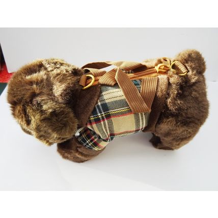 Chocolate Labrador shaped hand or shoulder bag by Faithful Friends Collectables