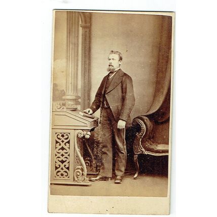 Victorian cdv photo bearded man standing Kilmarnock photographer