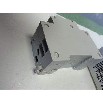 NEW MERLIN GERIN MULTI 9 ,DPN-N VIGI B6 30mA 19753 CURRENT BREAKER,FE,BN