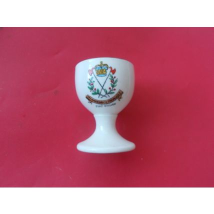 FORT WILLIAM VINTAGE EGG CUP / (13/01)