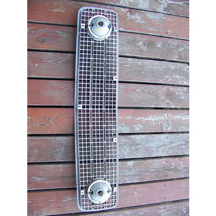 1973 CHEVROLET CHEVELLE LAGUNA GRILL OEM #331800H