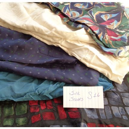 S16 100% Silk Scrap Fabric Lot Material Reclaimed clothing over 3 oz Crafting