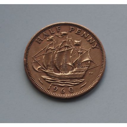 1960 Queen Elizabeth II Half-Penny ½d Calm sea variety Bronze British Coin