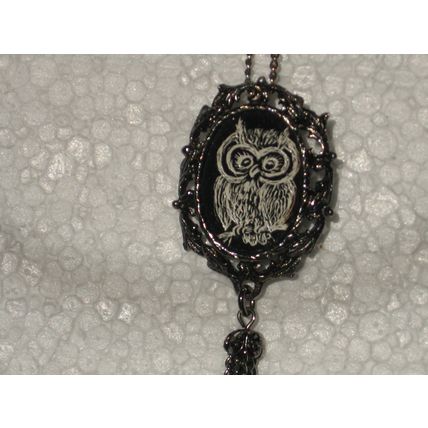 Etched Owl Pendant Necklace Vintage Jewelry Scrimshaw Tassle