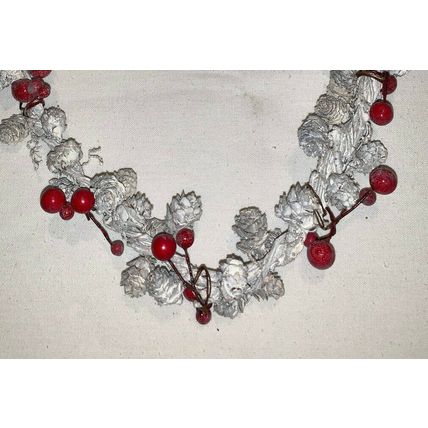 Medium White Frosted Heart Wall Hanging Christmas Feel Wedding Wreath