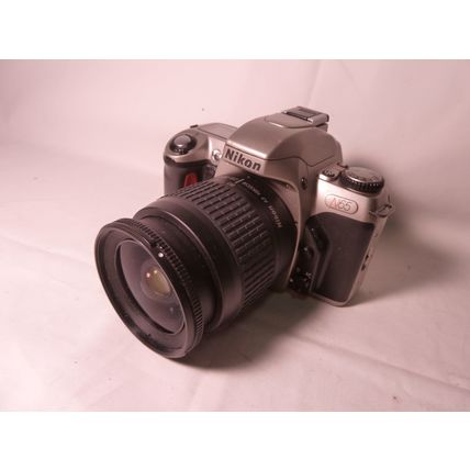 Nikon N65 35mm Film Camera with 28-80mm lens