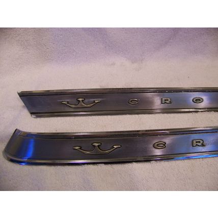 1964 CHRYSLER CROWN IMPERIAL ROOF PILLAR EMBLEMS 1965 #2480076 & 2480077