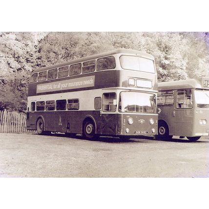 Black & White Photograph of King Alfred Motor Services - HOR 589E