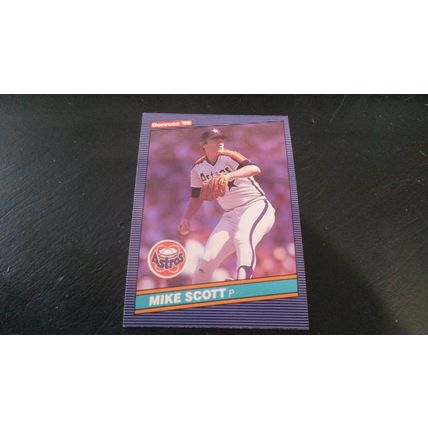 1986 Donruss Card # 476 Mike Scott Excellent-Mint (6) Houston Astros