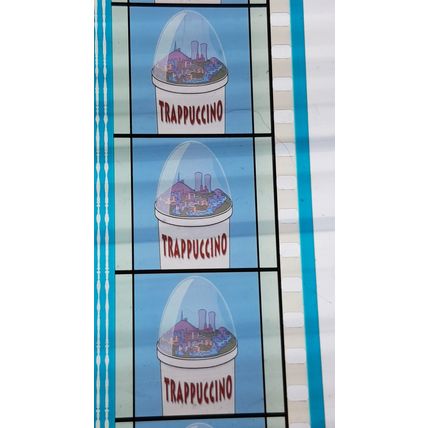 Simpsons Movie. Pk FE FE - 019s. 1 STRIP OF 5 - 35MM FILM CELLS