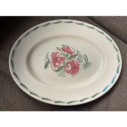 Susie Cooper Red Flower Floral Oval Plate