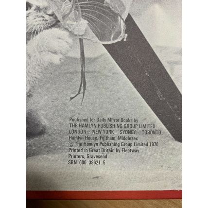 1970 "DAILY MIRROR BOOK OF PETS" ILLUSTRATED ANNUAL HARDBACK BOOK (P3) AB