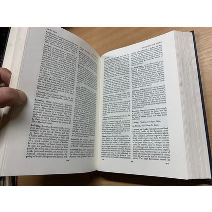 1959 "THE OXFORD COMPANION TO FRENCH LITERATURE" 1.3kg HARDBACK BOOK (P7)