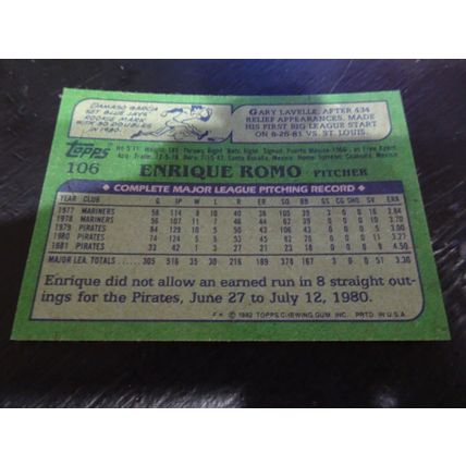 1982 Topps Card # 106 Enrique Romo Excellent-Mint (6) Pittsburgh Pirates