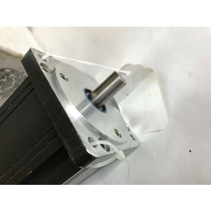 New ORMEC MAC-G040A2/M2B SERVO MOTOR,MAC-GO4OA2/M2B, 4100rpm 230vAC,EU