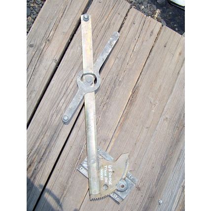 1968 Dodge Truck Power Wagon RH Door Window Regulator OEM
