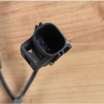 OEM Land Rover LR001056 LR2 Right Front Wheel ABS Sensor + Bracket LR001062