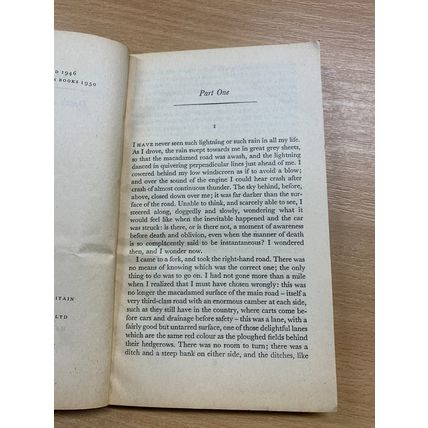 1950 MARY FITT DEATH AND THE PLEASANT VOICES PENGUIN CRIME FICTION PB BOOK (P2)