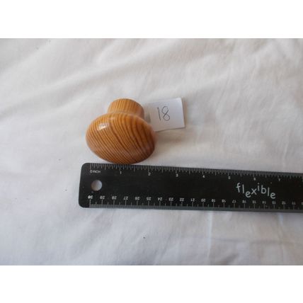 DOOR KNOBS WOODEN ( 18) (09/01) # # x 1
