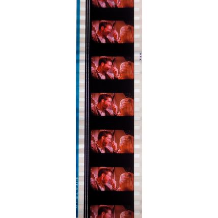 Pk GEB - P - MIX - a 025Y . 1 STRIP OF 5 - 35MM FILM CELLS. ( )