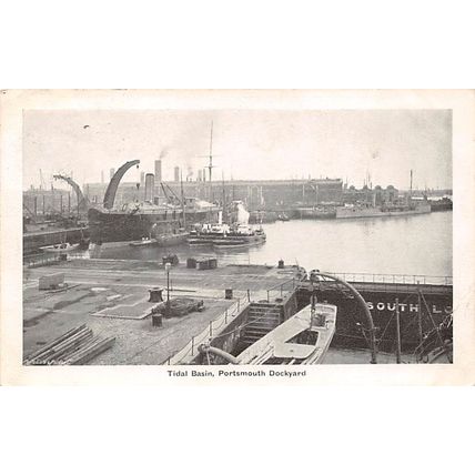 Tidal Basin, Portsmouth Dockyard : Wellington Series printed view pu 1905