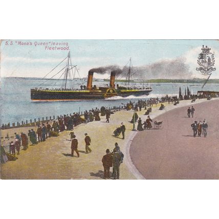 EC761 FLEETWOOD - S.S. MONA QUEEN LEAVING . PRINTED POSTCARD